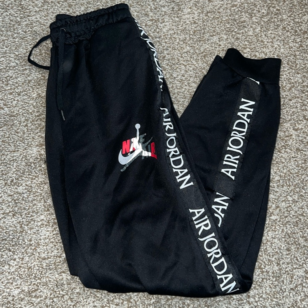 Men’s Nike Air Jordan Sweats Size Small